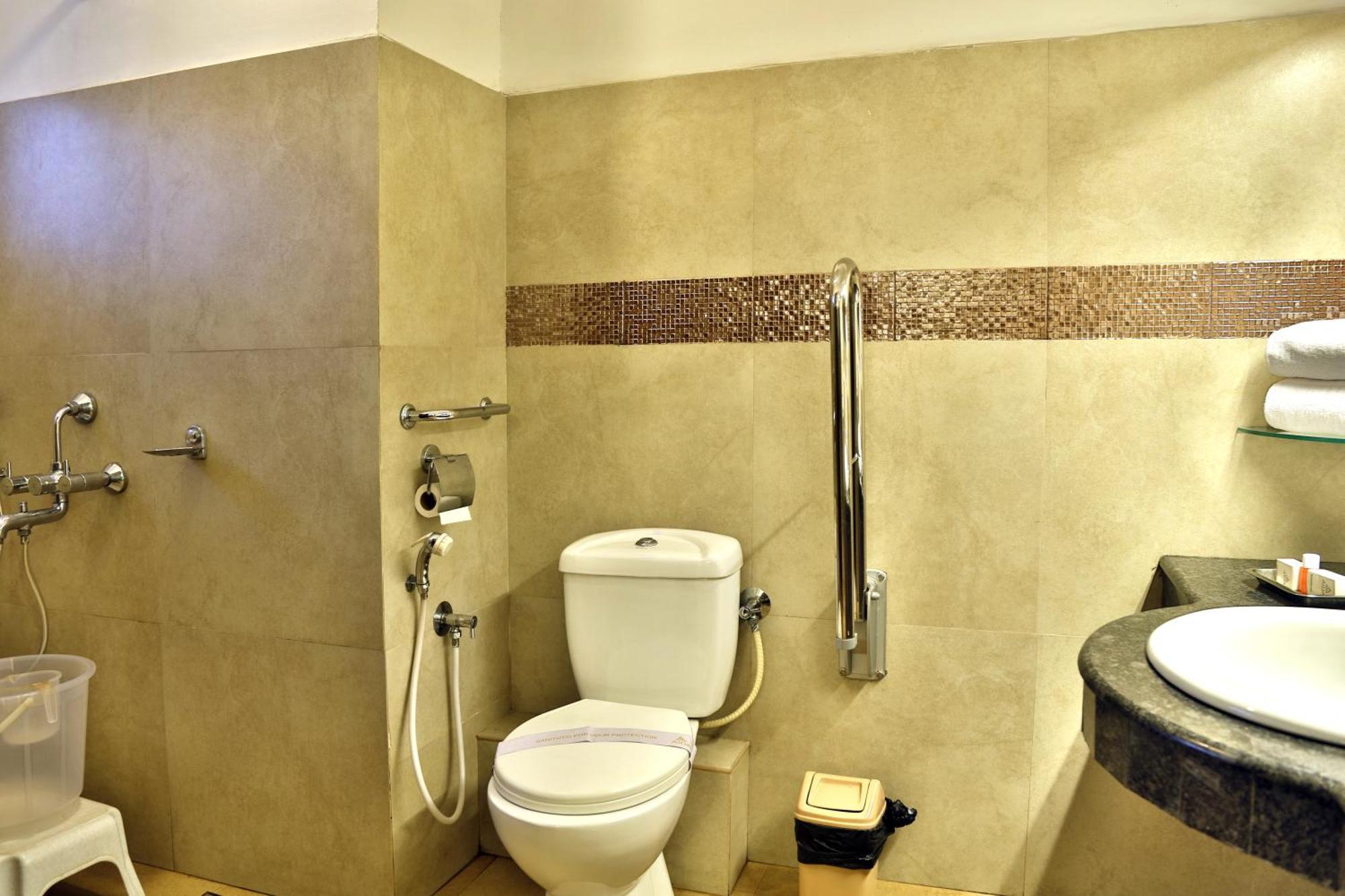 Hotel Aida Kottayam Buitenkant foto