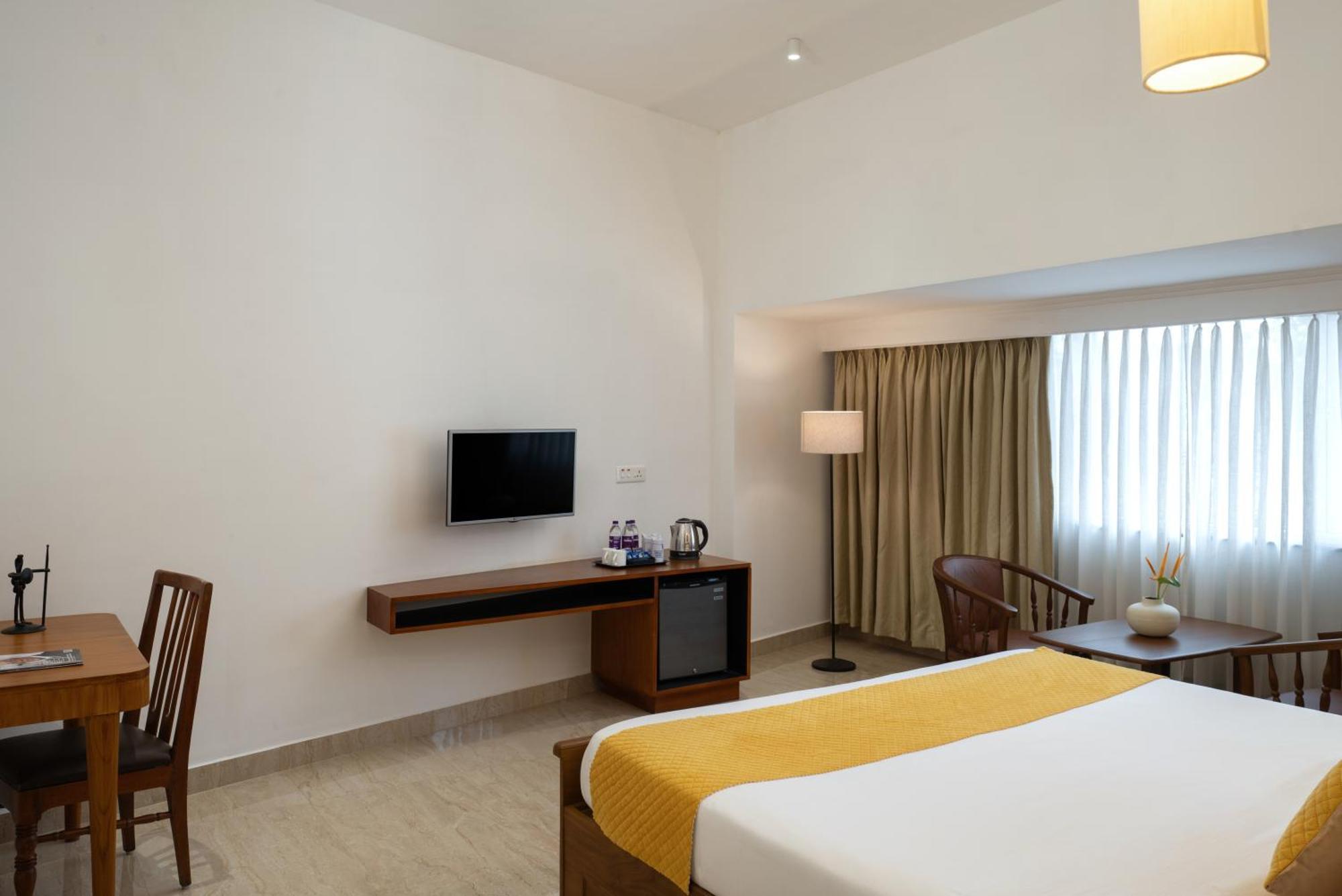 Hotel Aida Kottayam Buitenkant foto