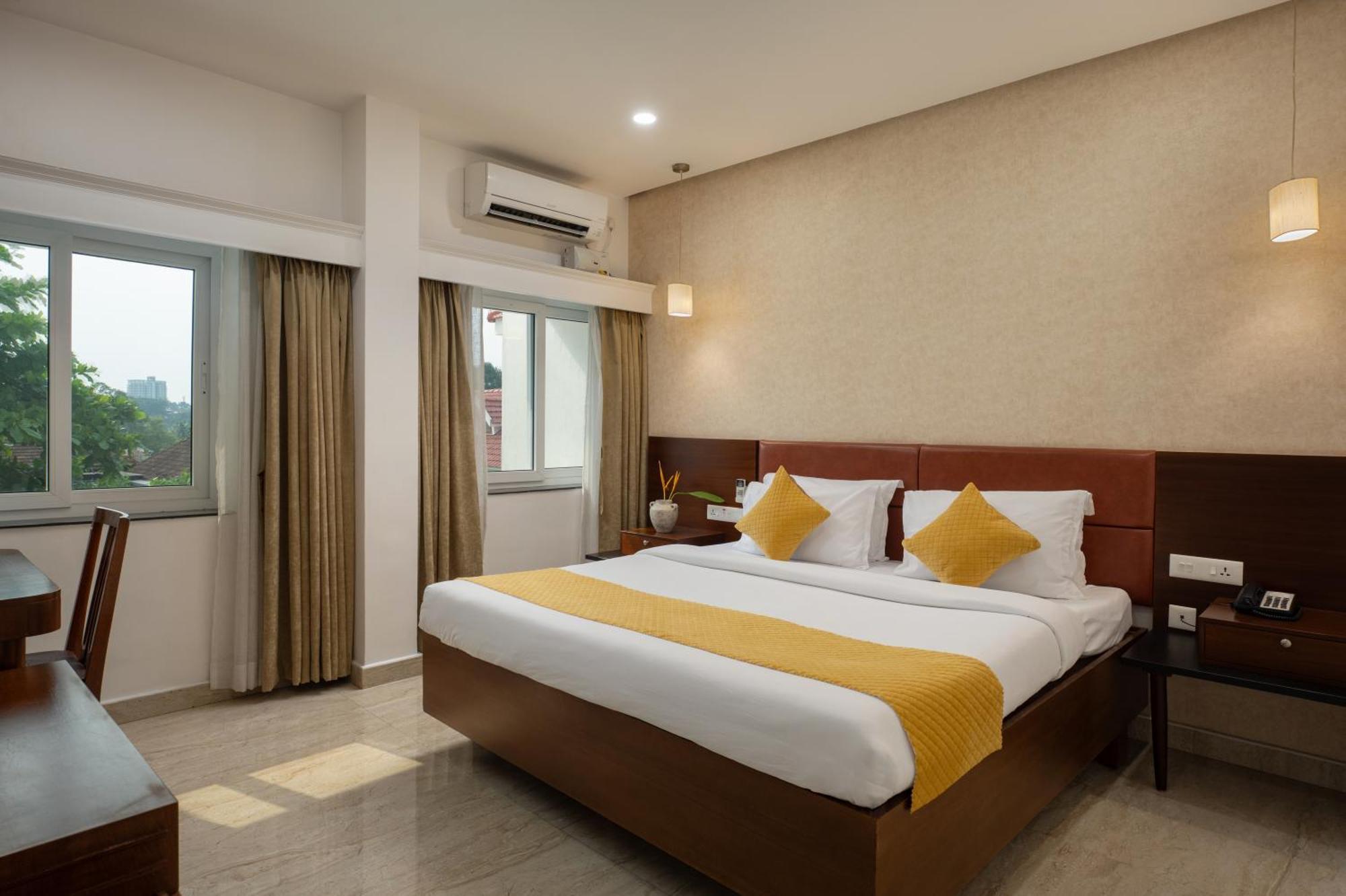 Hotel Aida Kottayam Buitenkant foto