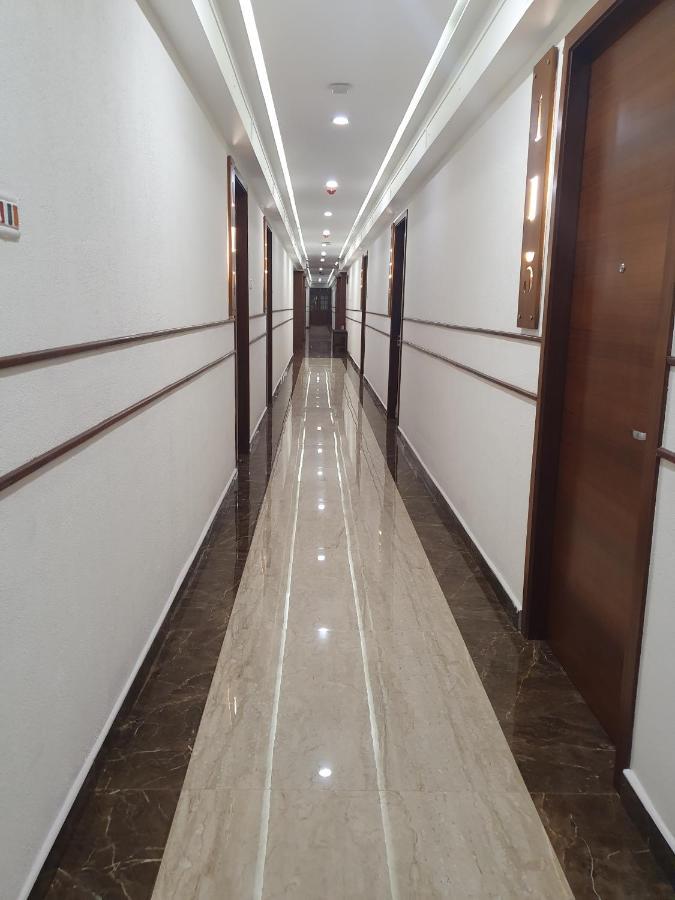 Hotel Aida Kottayam Buitenkant foto