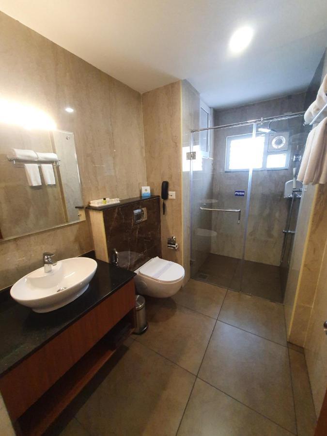 Hotel Aida Kottayam Buitenkant foto
